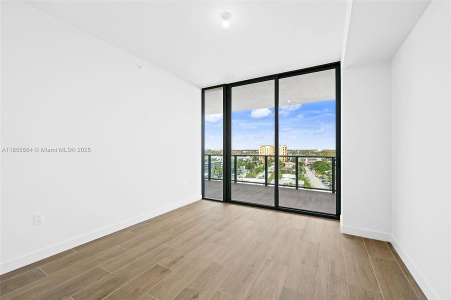 Spacious, unfurnished interior of a new home in Casamar, Pompano Beach (Image 23). Spacious, unfurnished interior of a new home in Casamar, Pompano Beach (Image 23).