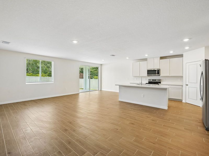 Spacious, unfurnished interior of a new home in The Grove at Stuart Crossing - Classic Series, Bartow (Image 12). Spacious, unfurnished interior of a new home in The Grove at Stuart Crossing - Classic Series, Bartow (Image 12).