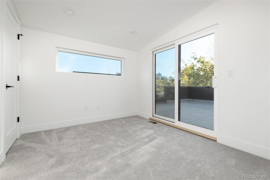 Spacious, unfurnished interior of a new home in , Denver (Image 18).