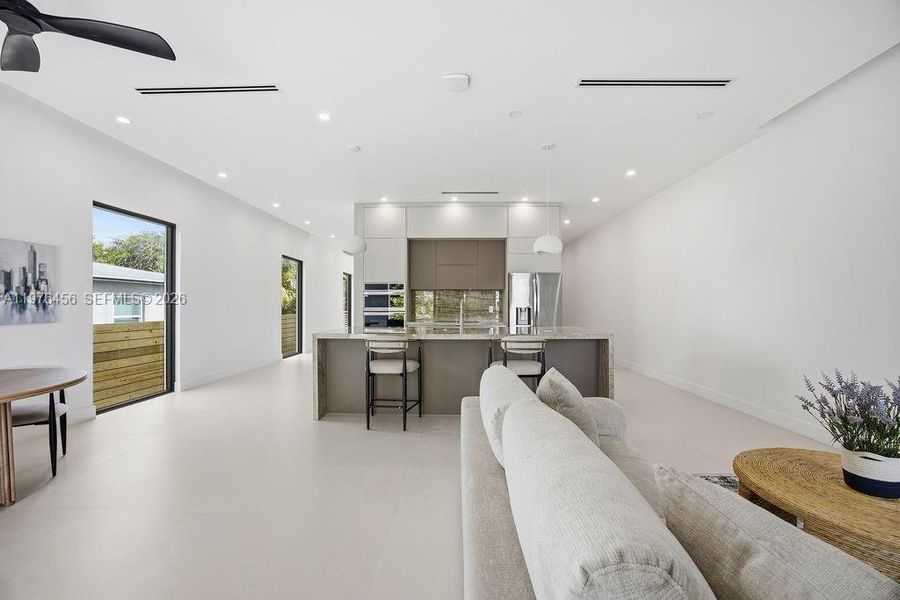 Furnished interior view inside a new home in , Fort Lauderdale (Image 37).