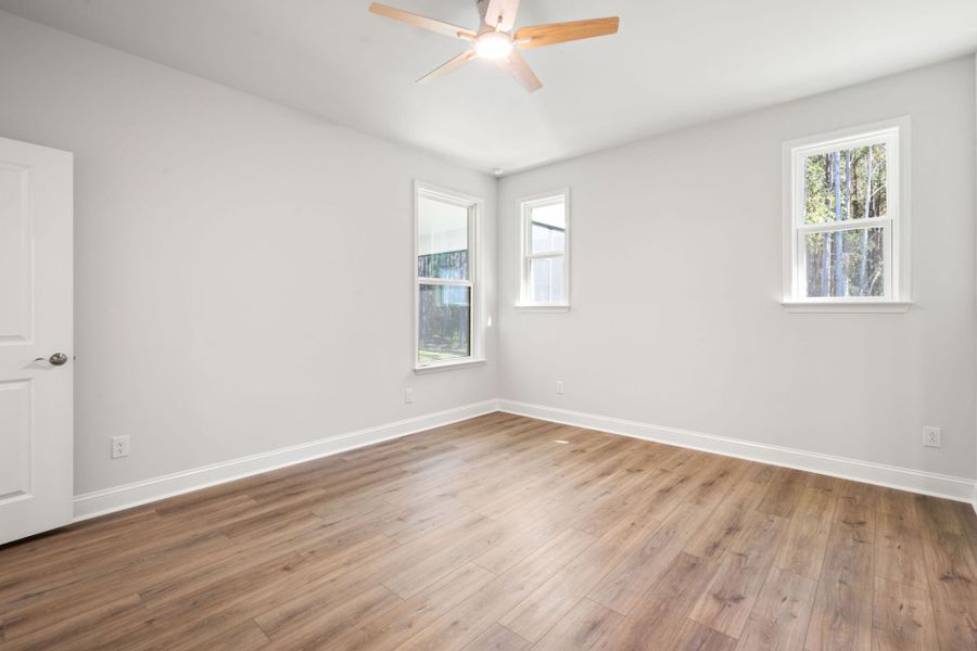 Spacious, unfurnished interior of a new home in Sun City Hilton Head, Bluffton (Image 19).