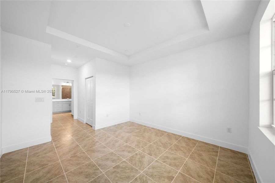 Spacious, unfurnished interior of a new home in , Bonita Springs (Image 15). Spacious, unfurnished interior of a new home in , Bonita Springs (Image 15).