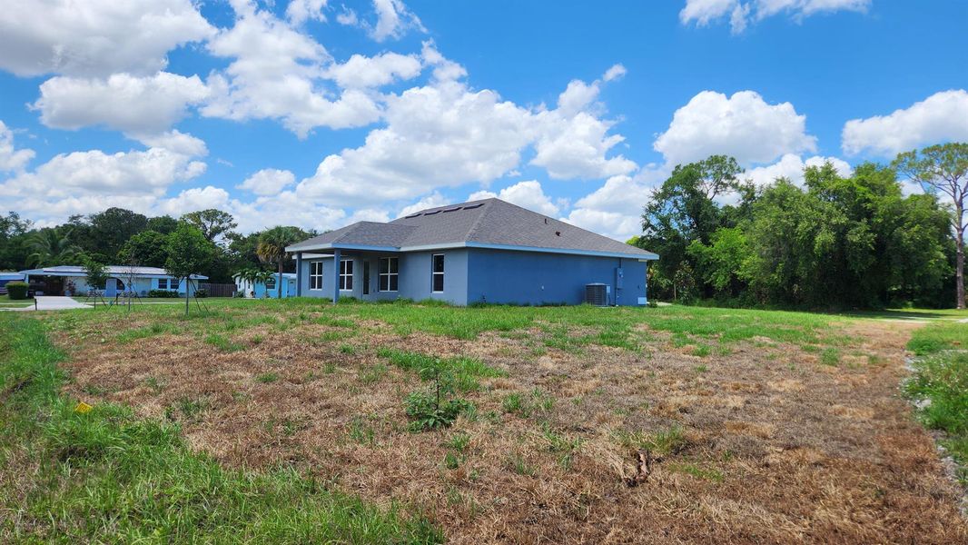Image 23 of a home in Gatlin. Image 23 of a home in Gatlin.
