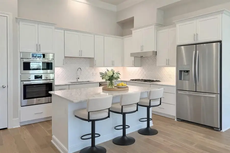 Actual unit. Image virtually staged to show use of space. Actual unit. Image virtually staged to show use of space.