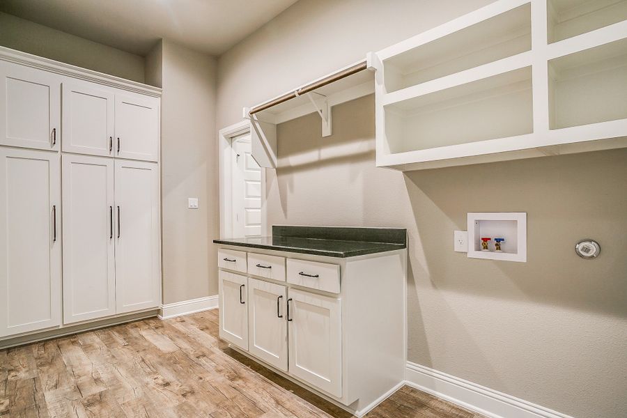 Representative furnished interior of a home built from the Manor Farm House by Trinity Classic Homes in Zion Trails, Poolville (Image 10). Representative furnished interior of a home built from the Manor Farm House by Trinity Classic Homes in Zion Trails, Poolville (Image 10).