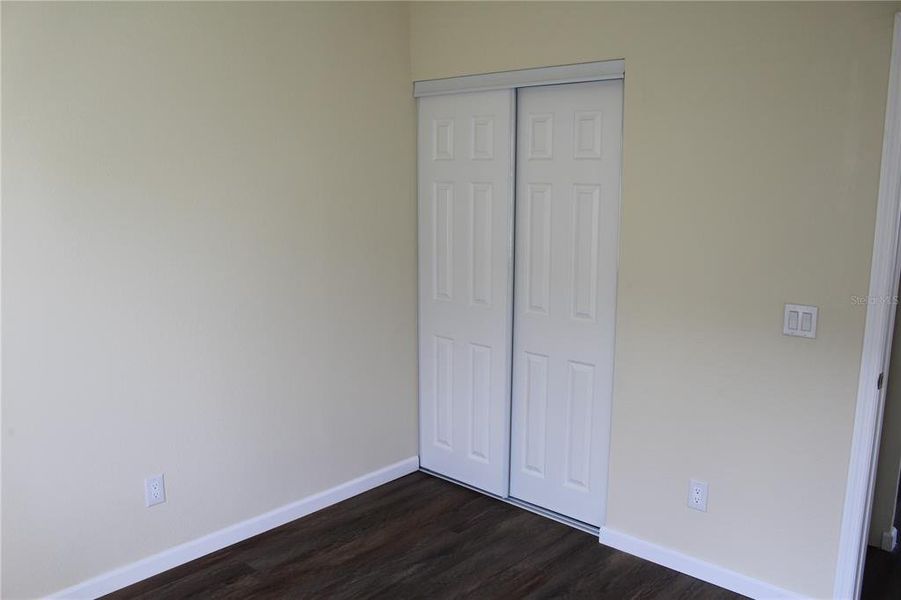 Spacious, unfurnished interior of a new home in , Haines City (Image 8).