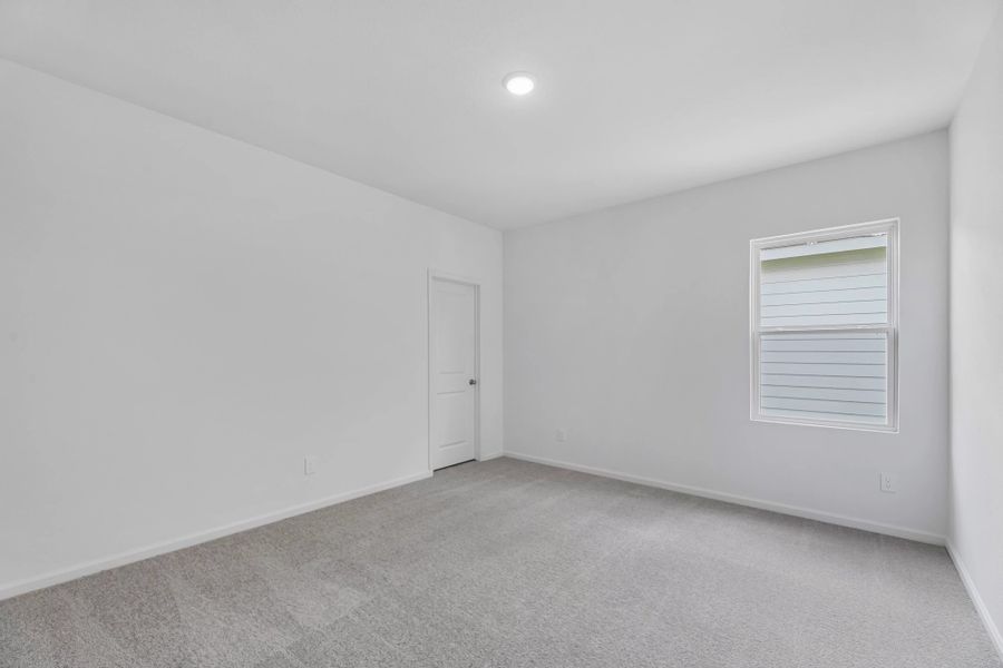 Representative unfurnished interior of a home built from the Kepler by Starlight Homes in Royal Pines, Porter (Image 20).