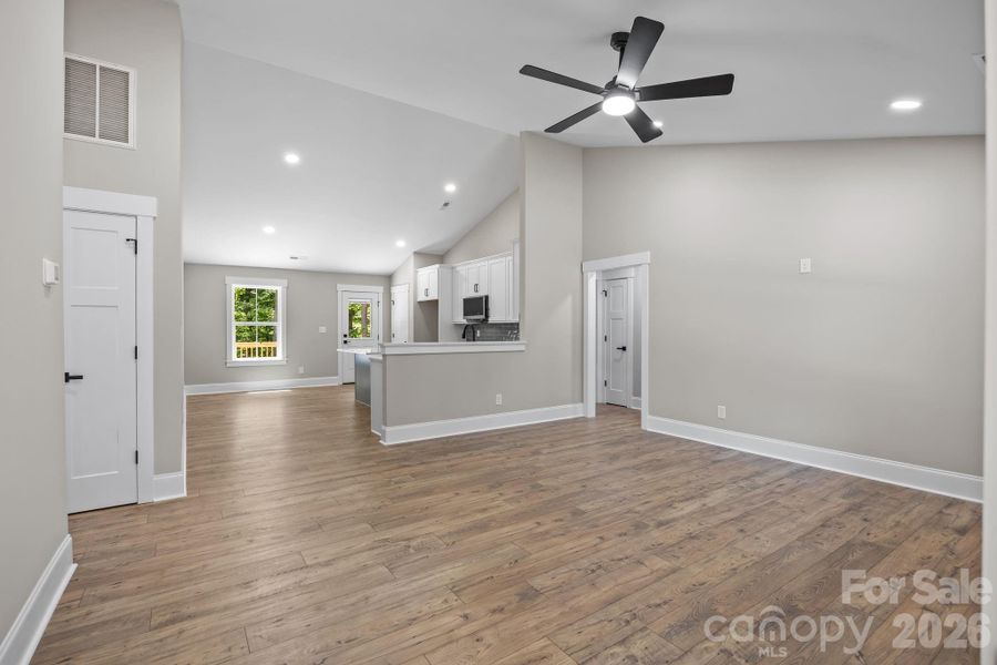 Spacious, unfurnished interior of a new home in , Statesville (Image 18).