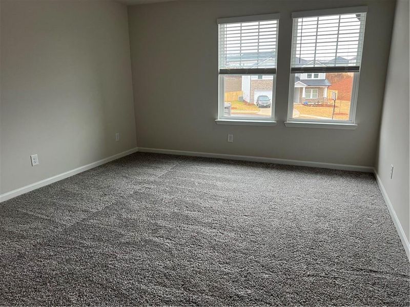 Spacious, unfurnished interior of a new home in Union Grove, Braselton (Image 33).