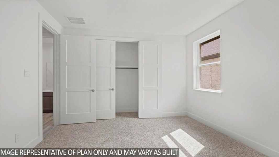 Spacious, unfurnished interior of a new home in Riverside Estates, Baytown (Image 12).