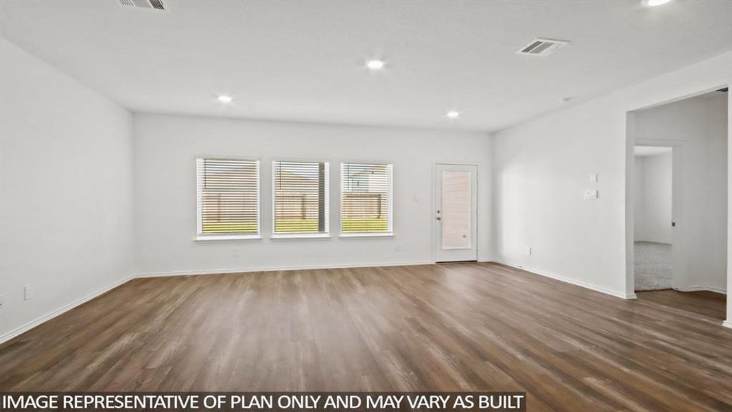 Spacious, unfurnished interior of a new home in Grand Pines, Magnolia (Image 5).