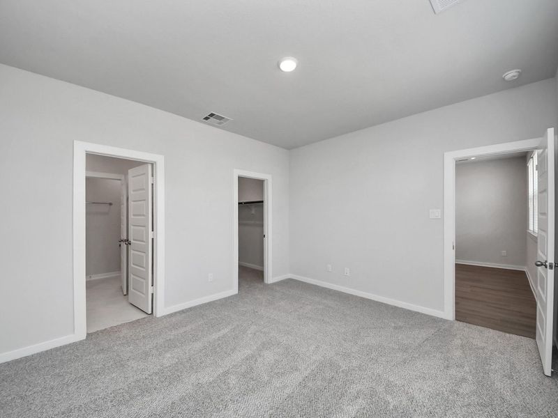 Spacious, unfurnished interior of a new home in Robins Landing, Houston (Image 33). Spacious, unfurnished interior of a new home in Robins Landing, Houston (Image 33).
