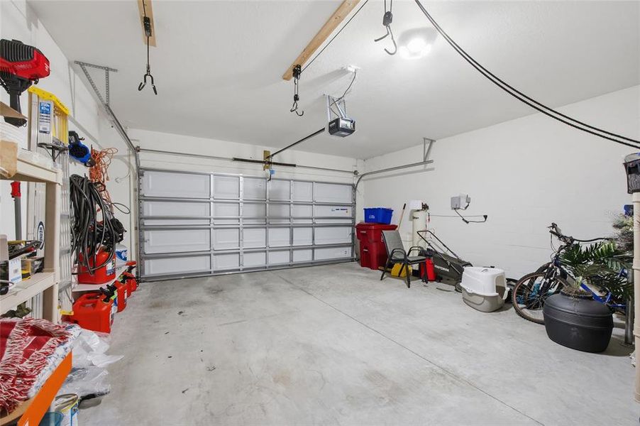 Spacious, unfurnished interior of a new home in , Plant City (Image 21). Spacious, unfurnished interior of a new home in , Plant City (Image 21).