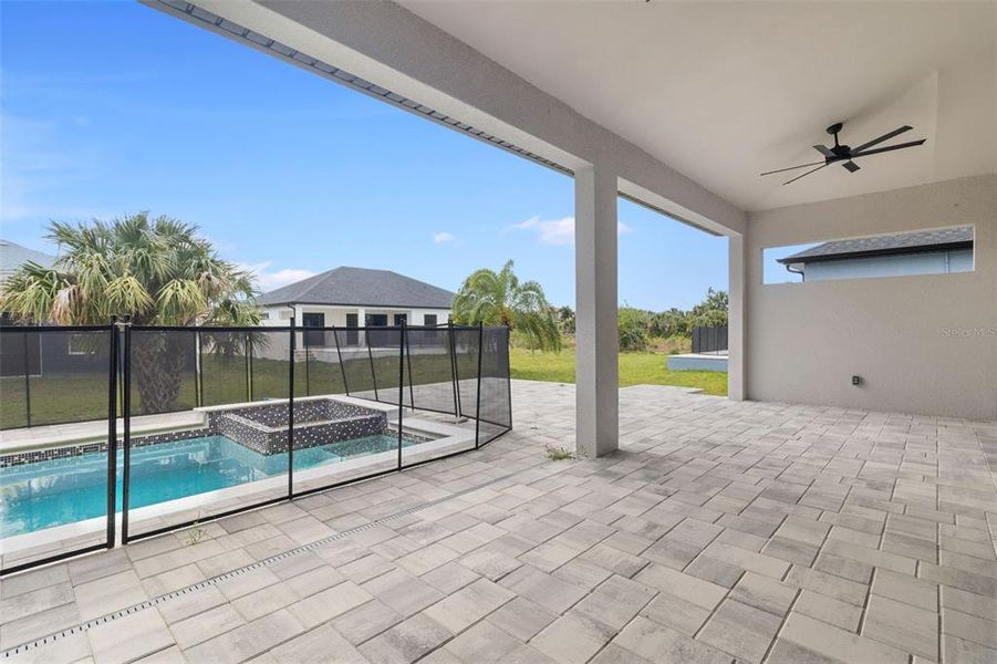 Exterior details and patio area of a home in , Port Charlotte (Image 19).