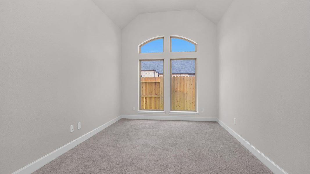 Spacious, unfurnished interior of a new home in Grange 50', Katy (Image 8).