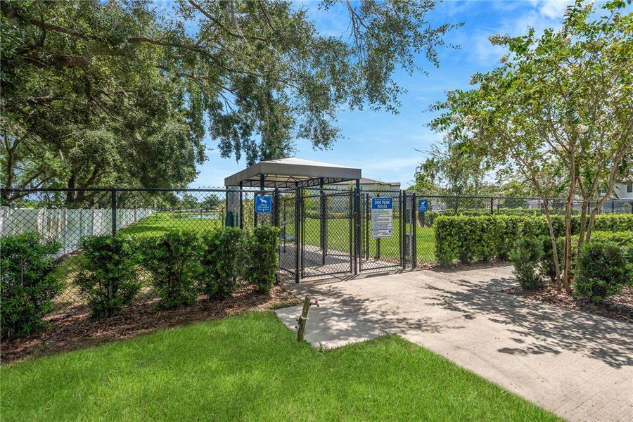 Community amenities in , Land O' Lakes (Image 24).
