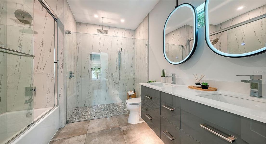 Furnished interior view inside a new home in , Sarasota (Image 54).