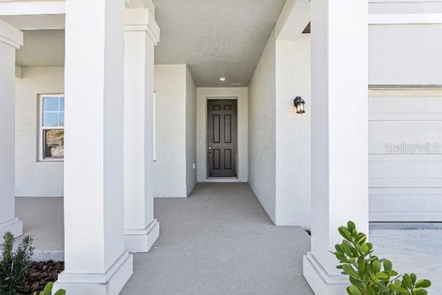 Exterior details and patio area of a home in Sunbrooke, St. Cloud (Image 4). Exterior details and patio area of a home in Sunbrooke, St. Cloud (Image 4).
