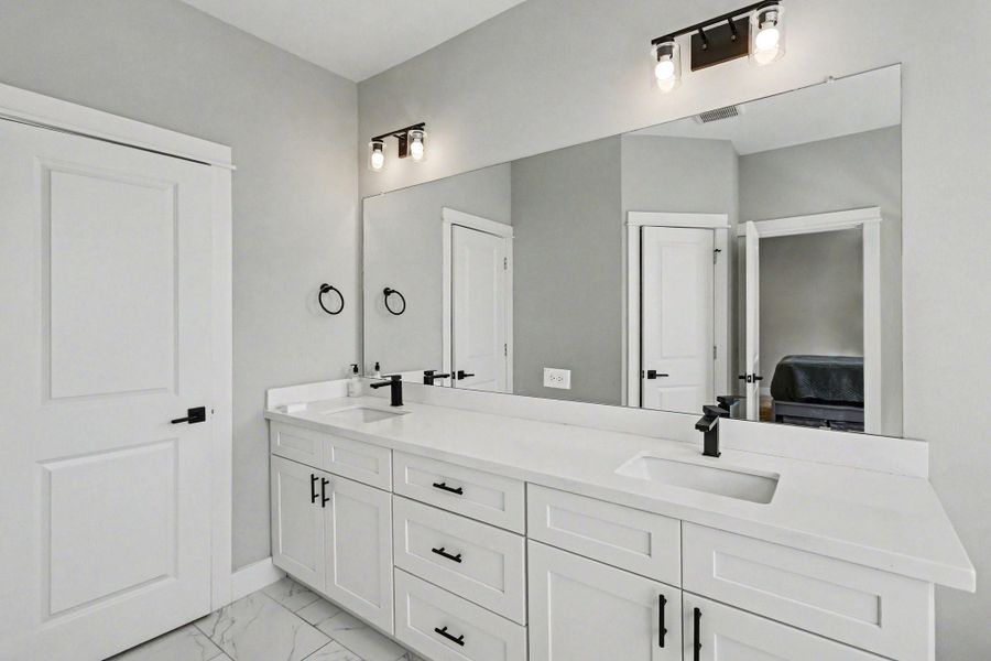 Furnished interior view inside a new home in , Houston (Image 21). Furnished interior view inside a new home in , Houston (Image 21).