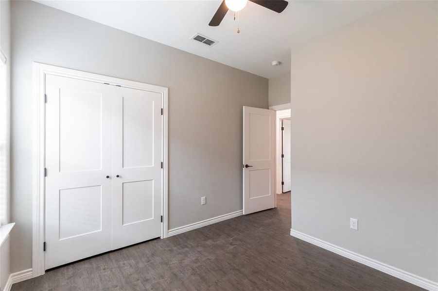 Spacious, unfurnished interior of a new home in , Abilene (Image 21).