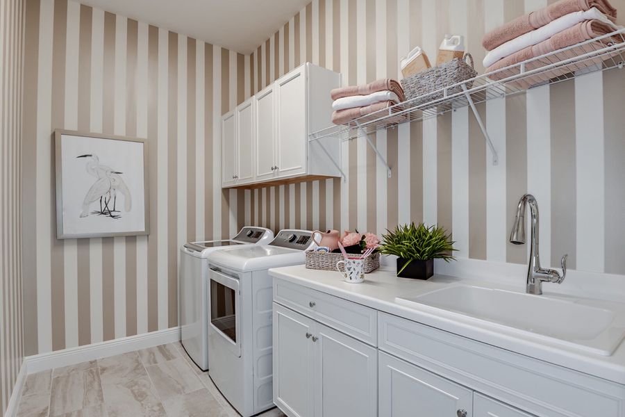 Furnished interior view inside a new home in Kings Gate, Punta Gorda (Image 7).