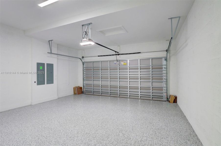 Spacious, unfurnished interior of a new home in , Ave Maria (Image 35).