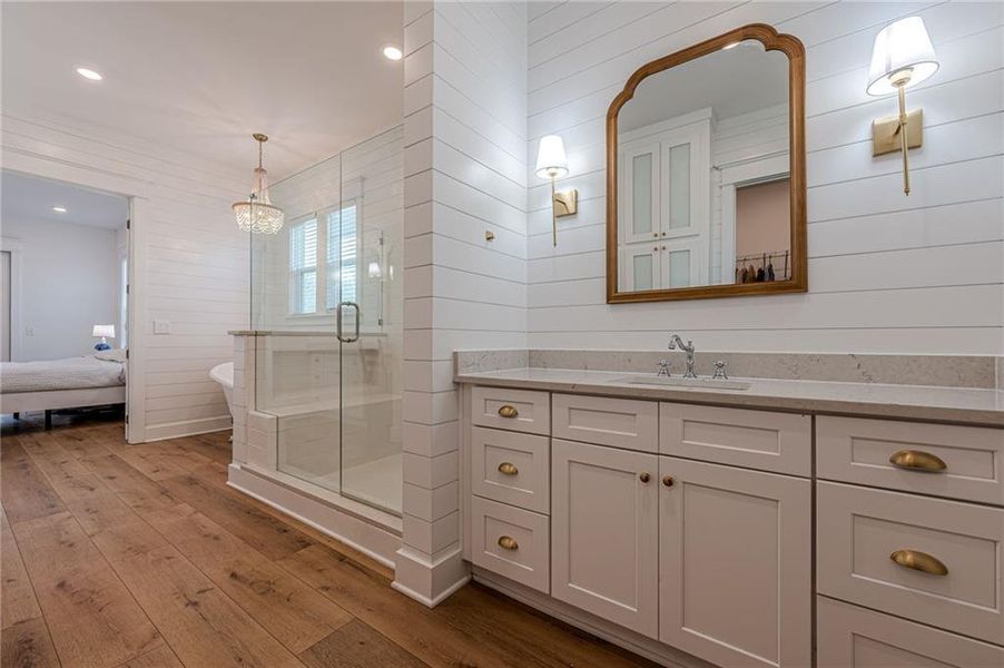 Furnished interior view inside a new home in , Waleska (Image 37).