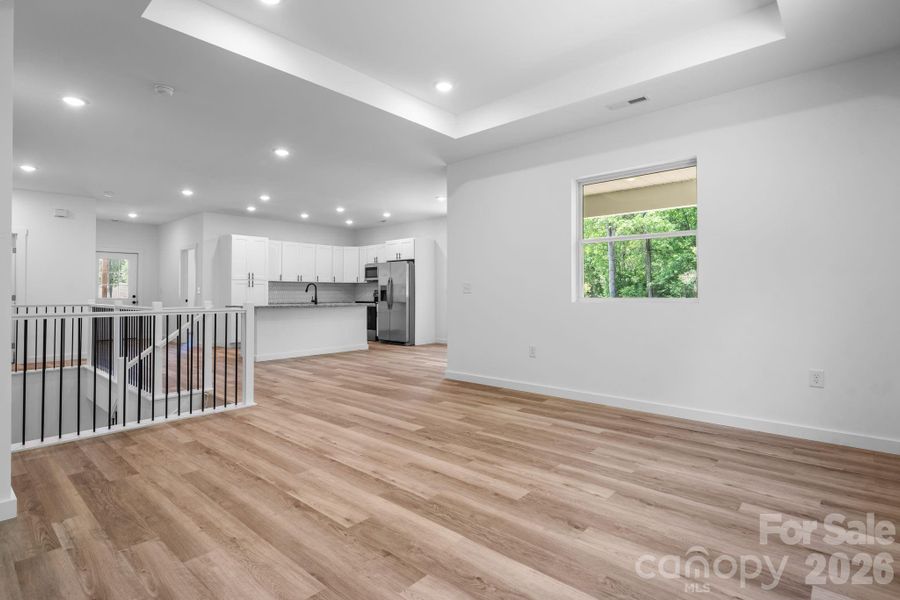 Spacious, unfurnished interior of a new home in , Taylorsville (Image 14).