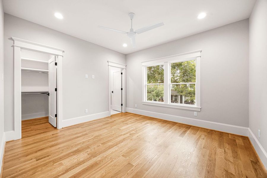 Additional secondary back bedroom Additional secondary back bedroom