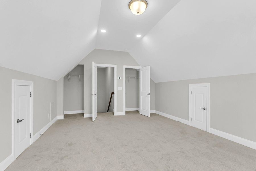 Spacious, unfurnished interior of a new home in Phillips Crossing, Ridgeville (Image 22).