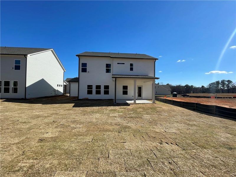 Exterior details and patio area of a home in Summerlin, Winder (Image 23).