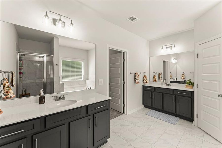 Furnished interior view inside a new home in , Dawsonville (Image 42).