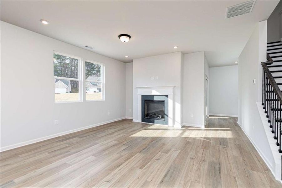 Spacious, unfurnished interior of a new home in River Oaks, Locust Grove (Image 14).
