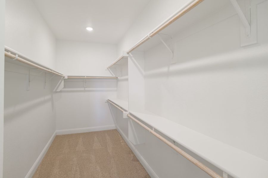 Spacious, unfurnished interior of a new home in Enclave at Legacy Hills, Celina (Image 31).