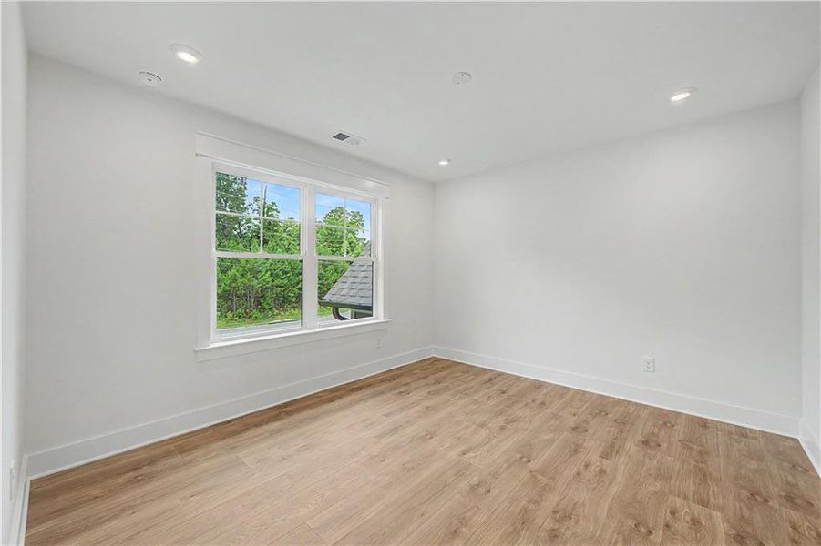 Spacious, unfurnished interior of a new home in , Kennesaw (Image 22).