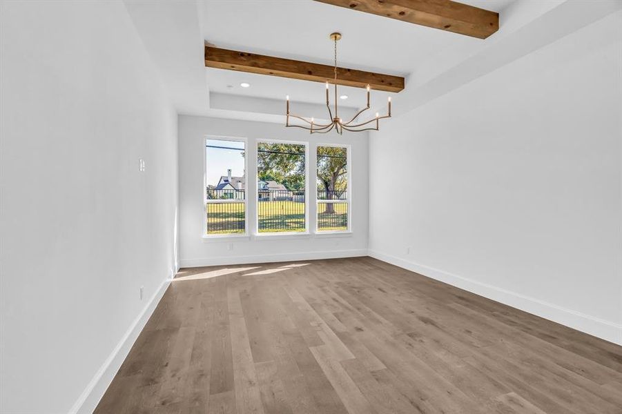 DYLD-0120-00_BROOKDALE II - B_Primary Bedroom