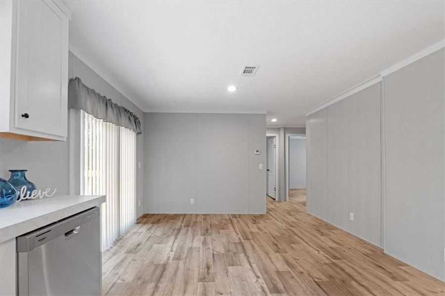 Spacious, unfurnished interior of a new home in , Eatonton (Image 16). Spacious, unfurnished interior of a new home in , Eatonton (Image 16).