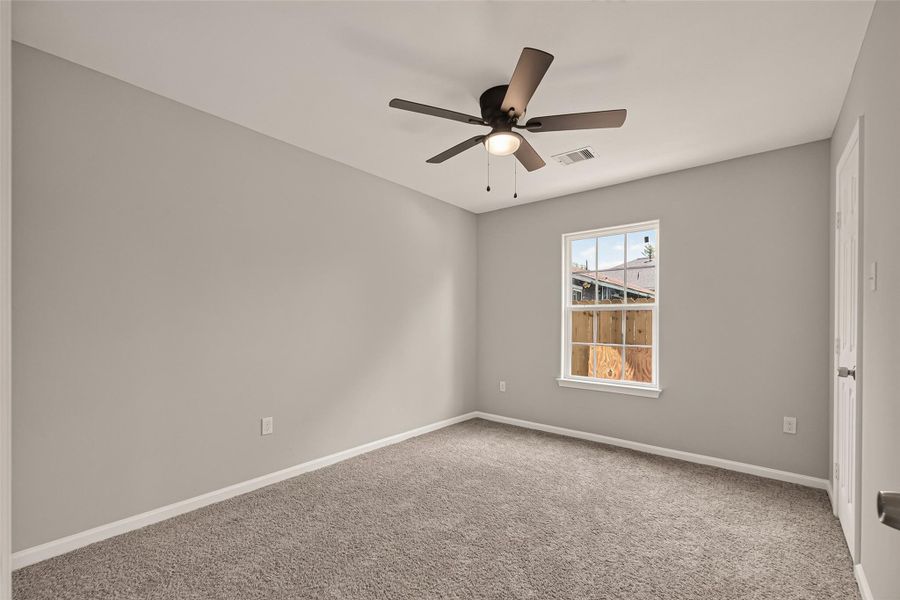 Spacious, unfurnished interior of a new home in , Houston (Image 20).