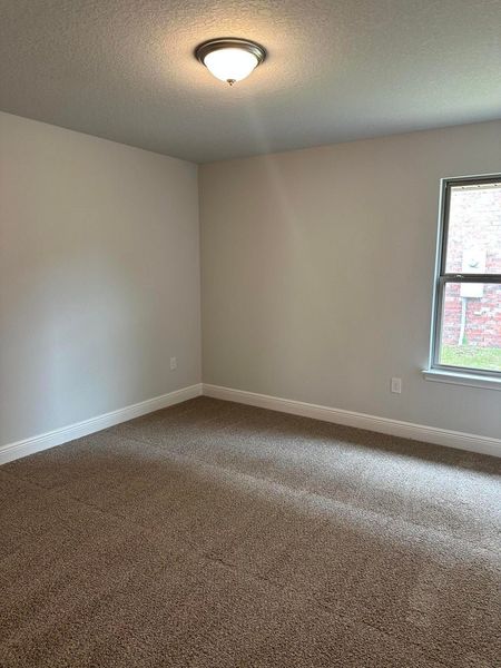 Spacious, unfurnished interior of a new home in Ridgeway Landing, Crestview (Image 10).