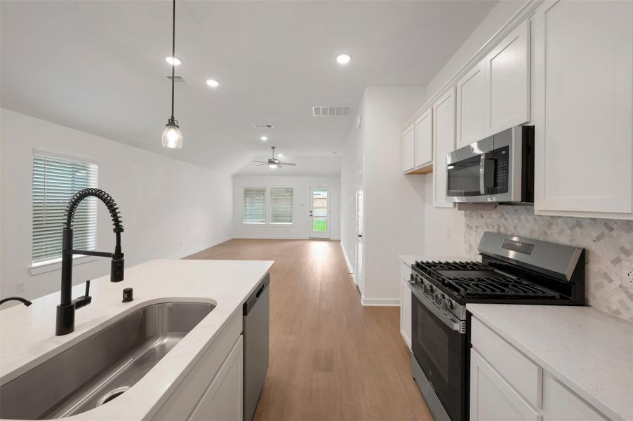 Furnished interior view inside a new home in Summerview, Fulshear (Image 10).