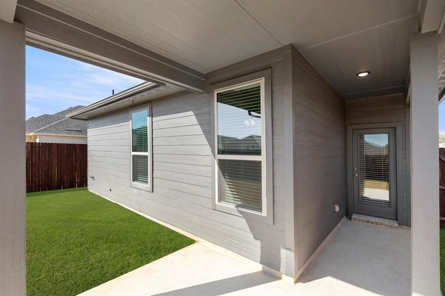 25. 1713 Meadow Crest - Patio 25. 1713 Meadow Crest - Patio