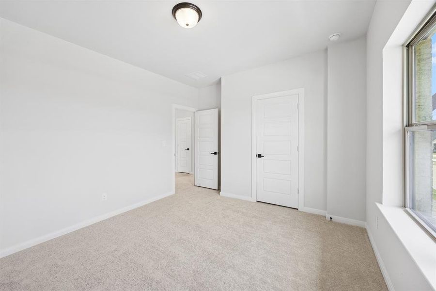 Spacious, unfurnished interior of a new home in Mantua Point Gardens, Van Alstyne (Image 19). Spacious, unfurnished interior of a new home in Mantua Point Gardens, Van Alstyne (Image 19).