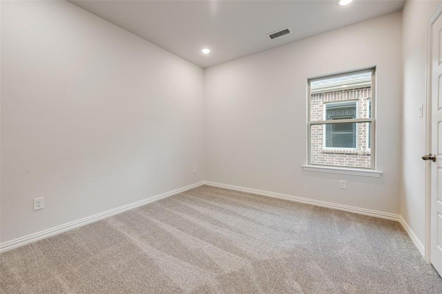 Spacious, unfurnished interior of a new home in Arbors at Legacy Hills, Celina (Image 20).