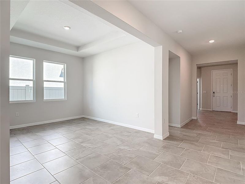 Spacious, unfurnished interior of a new home in Mirada, San Antonio (Image 63).