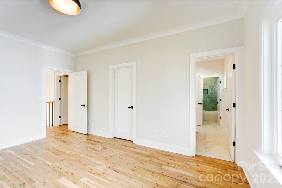 Spacious, unfurnished interior of a new home in , Charlotte (Image 23).