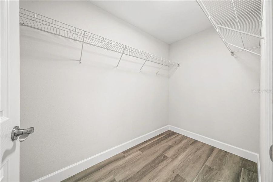 Spacious, unfurnished interior of a new home in , Ocala (Image 36).