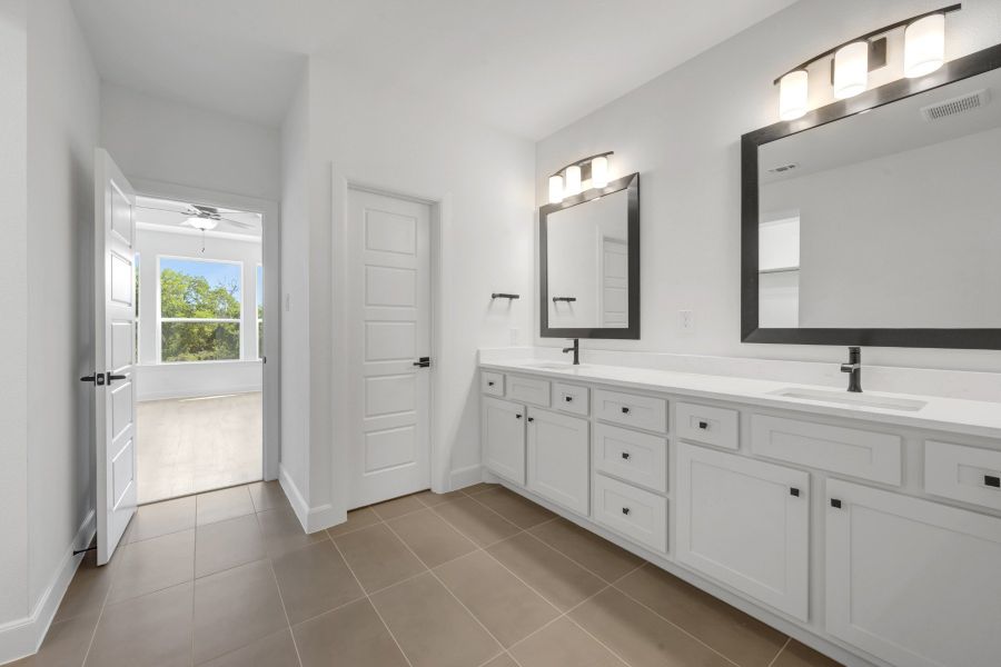 Owner's Bath Owner's Bath