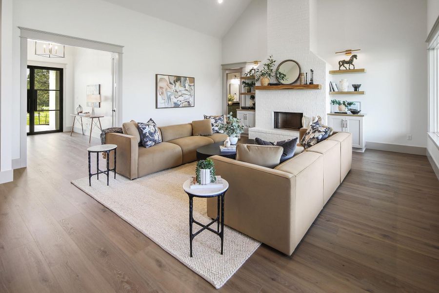Furnished interior view inside a new home in , Bryan (Image 25).