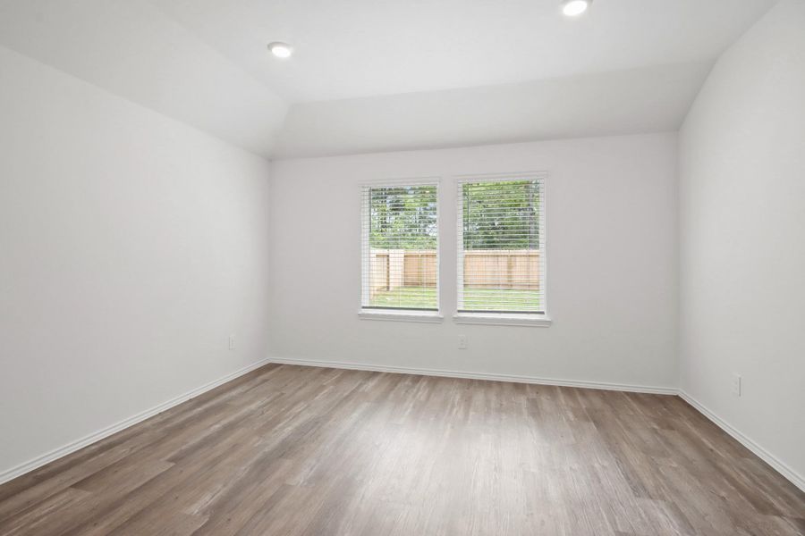 Spacious, unfurnished interior of a new home in Grand Pines, Magnolia (Image 8).