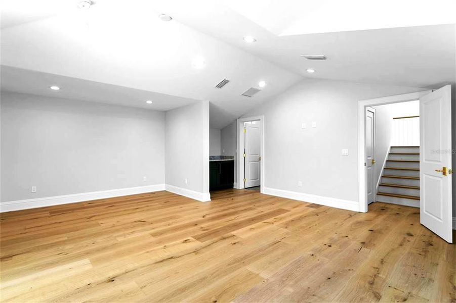 Spacious, unfurnished interior of a new home in , Tampa (Image 27). Spacious, unfurnished interior of a new home in , Tampa (Image 27).